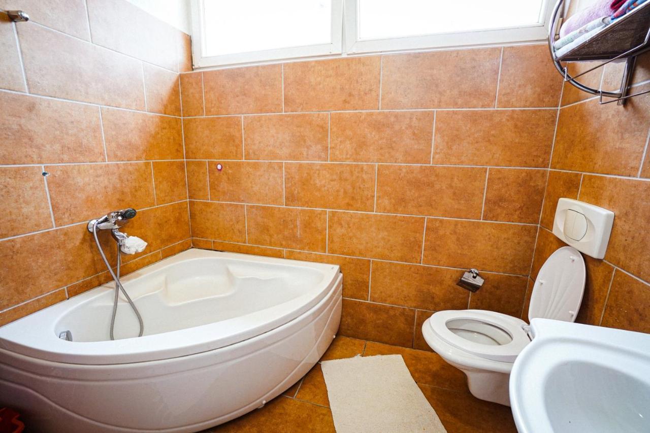 Apartment Zara Bihać Екстериор снимка